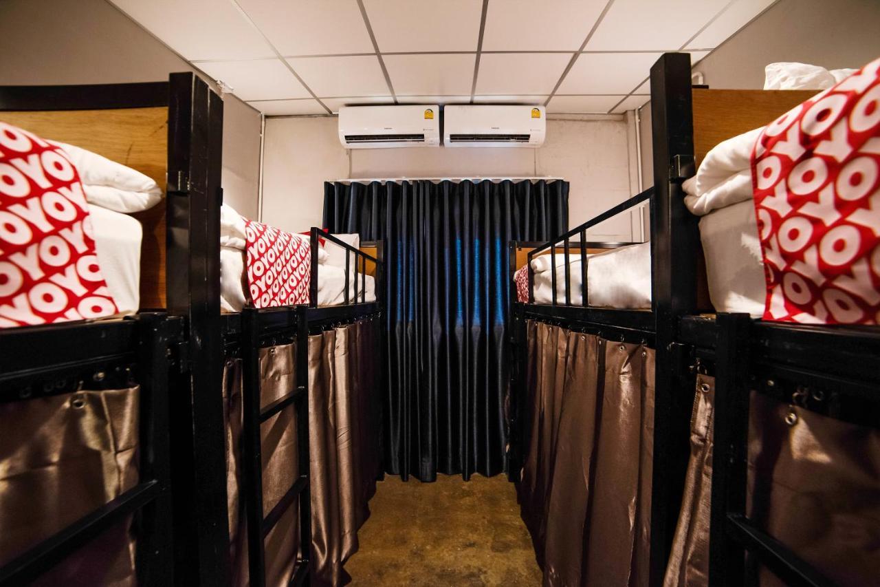 Oyo 480 Lemon Siam Hostel Bangkok Esterno foto